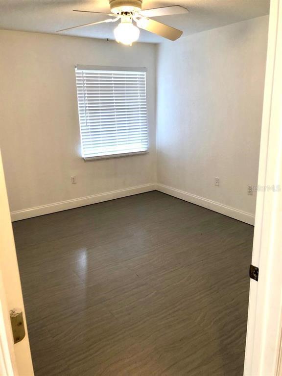 Building Photo - 14037 Fairway Island Dr