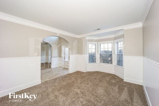 Building Photo - 9172 Overlook Dr