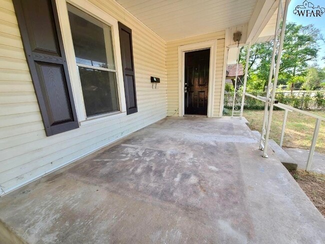 Building Photo - 1517 Blonde St