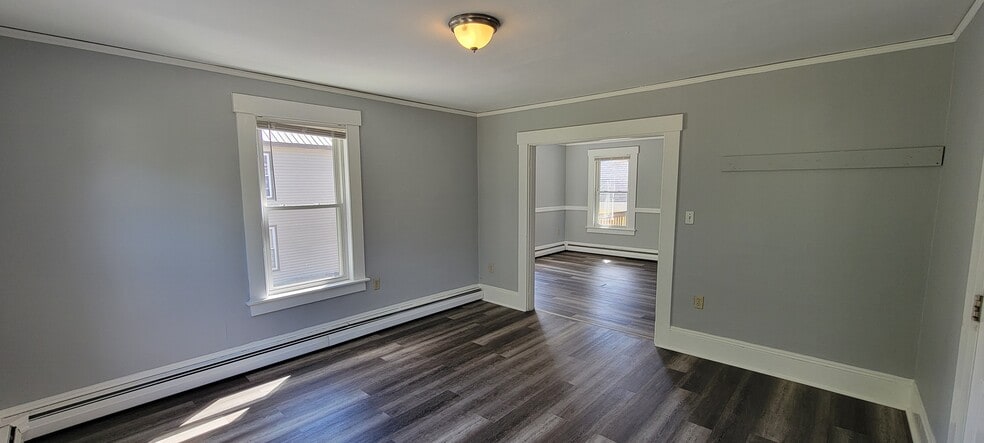 Front Living Room - 125 Laurel St