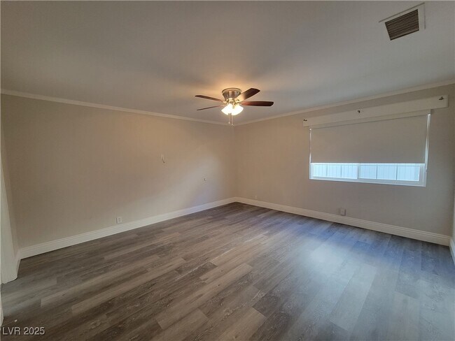 Building Photo - 5836 Corazon Dr
