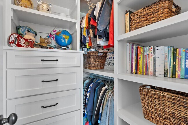 Building Photo - Luxury 12 South Living! $13,000 per month lease. 6 Bed 6 Bath with Great Outdoor Space and Bonus ...