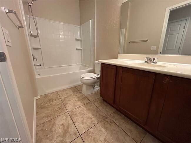 Building Photo - 6868 Sky Pointe Dr
