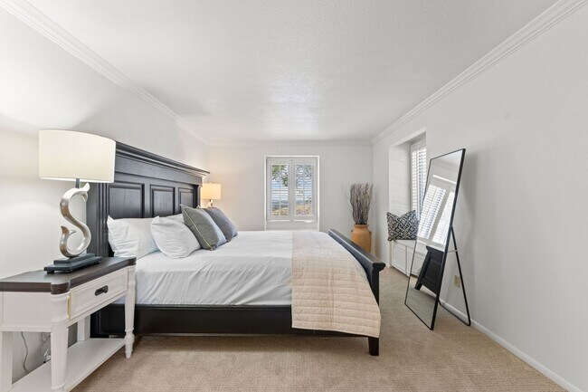 Building Photo - Fully Furnished Luxury Estate in Boise's Lower Highlands