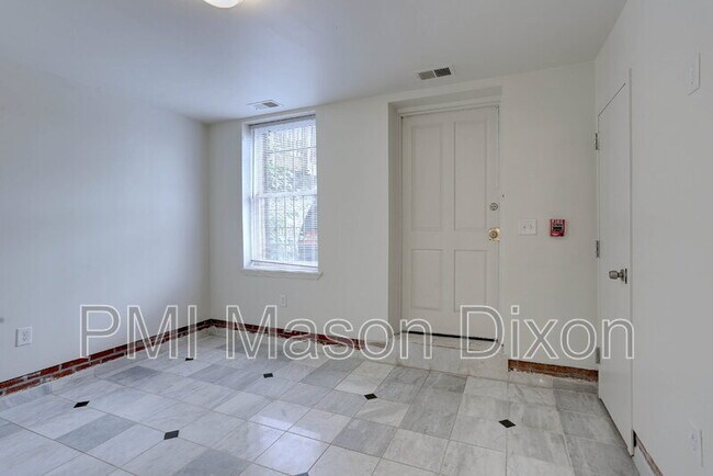 Building Photo - 2020 N Calvert St