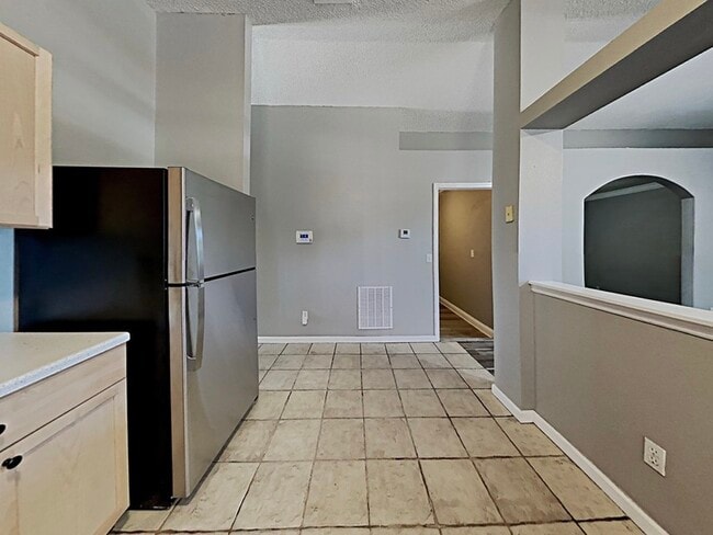 Building Photo - 7135 Edgewater Shores Ct