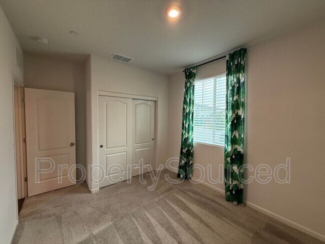 Building Photo - 15535 Ortega St