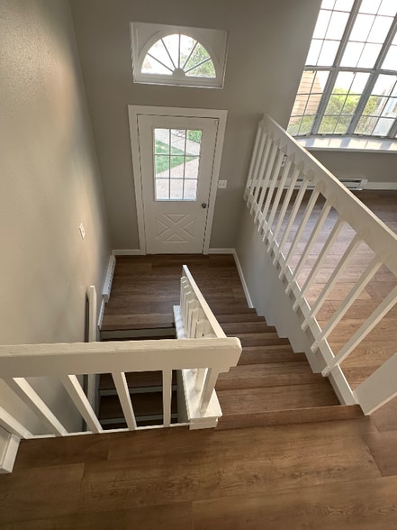 Building Photo - 2828 Silverplume Dr