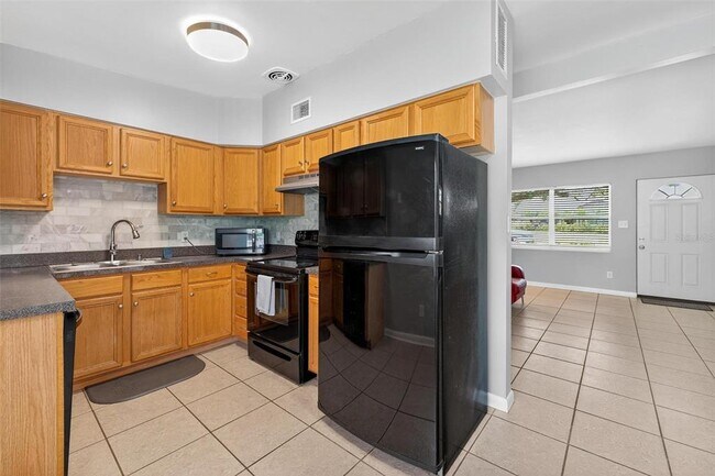 Building Photo - 3015 Tampico Dr