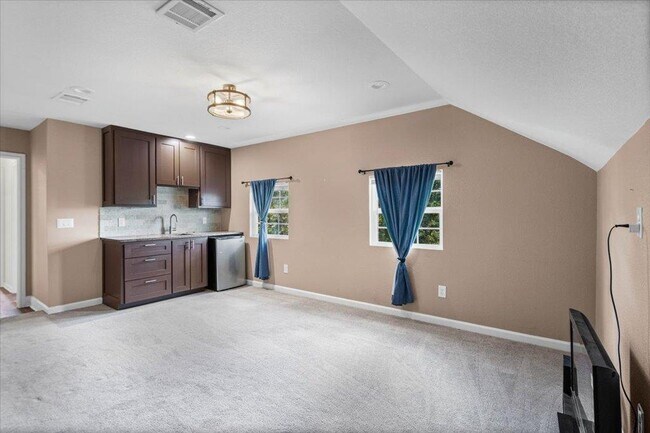 Building Photo - 13026 Titus Ct