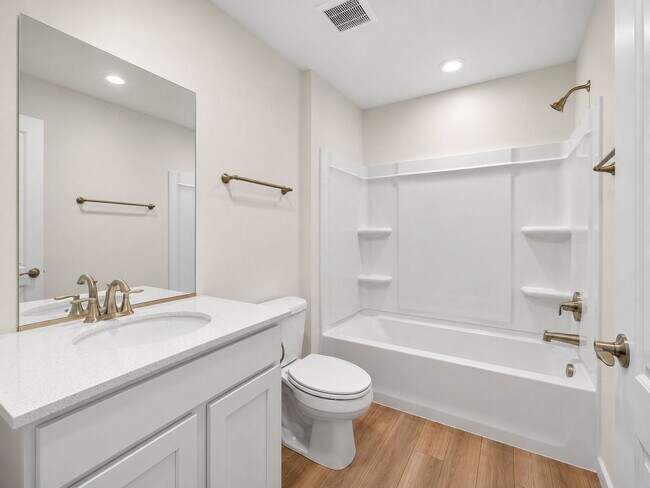 Building Photo - 2635 Lohan Wy