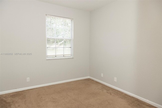 Building Photo - 5662 Enclave Pl