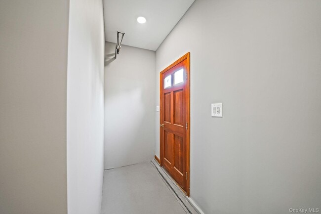 Building Photo - 26 Bokel Rd