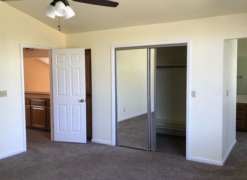 Building Photo - 2145 Cheyenne Way