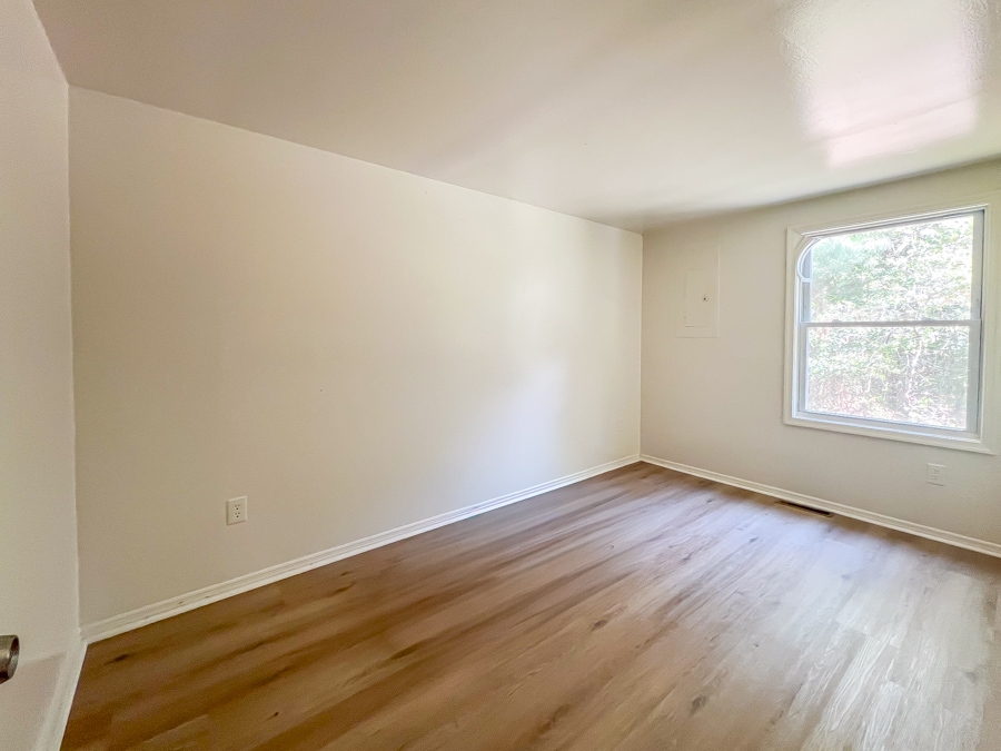 Building Photo - 39 Fox Hill Dr