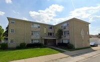 Building Photo - 3558 N Nagle Ave