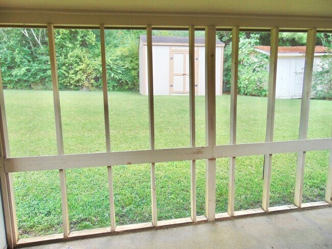 Building Photo - Beautiful Home for Lease!