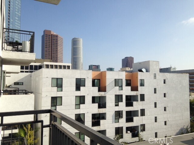 Building Photo - 1234 Wilshire Blvd