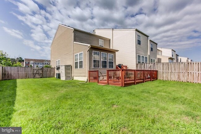 Building Photo - 5036 Finsbury Rd