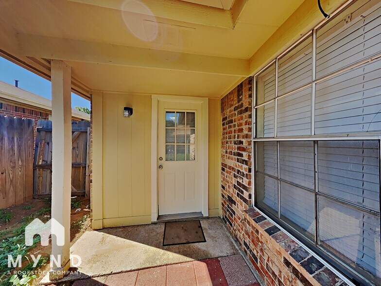 Building Photo - 1809 McQueary St