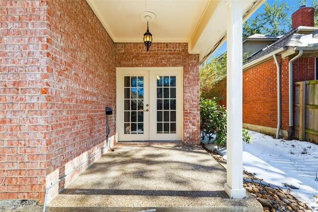 Building Photo - 5518 Australia Ct