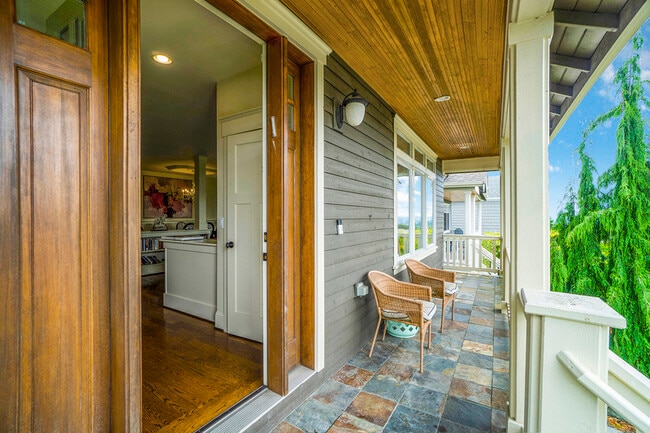 Building Photo - 6215 NE Princeton Way