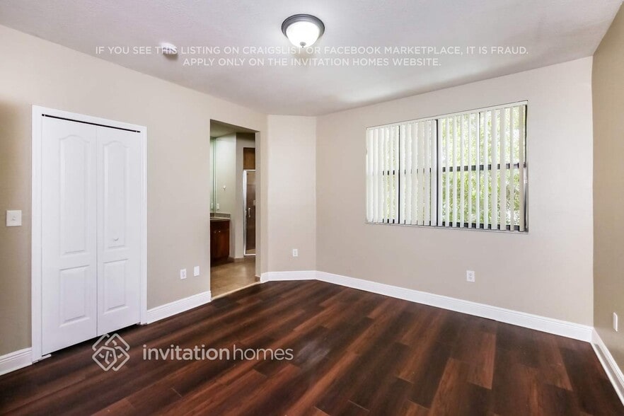 Building Photo - 3720 SW 69th Ave