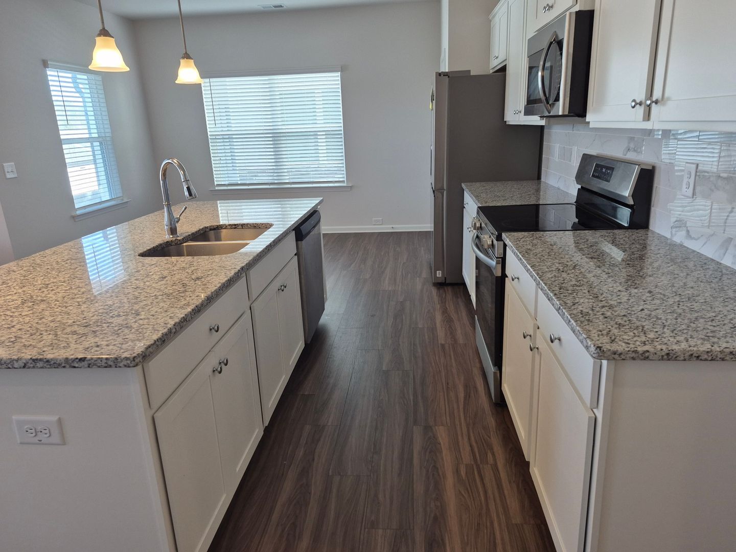 Building Photo - 618 Blaven St