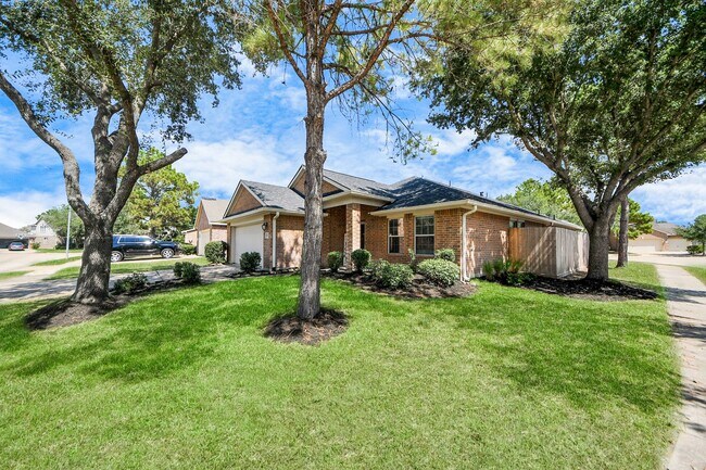 Building Photo - 8226 Stratford Canyon Dr