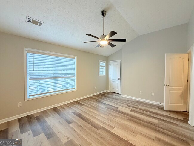 Building Photo - 20 Pine Canyon Dr SW