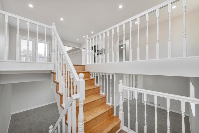 Building Photo - 18912 E Kansas Dr