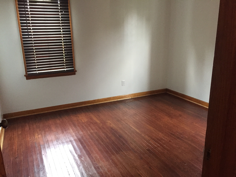 bedroom 2 - 713 Brady Ave