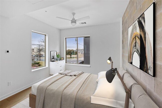 Building Photo - 700 Denson Dr