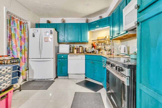 Building Photo - 3360 Spanish Moss Terrace