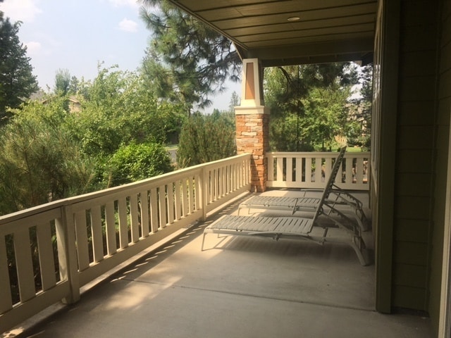 Building Photo - Fully Furnished Home