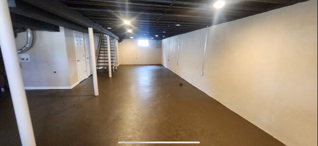 Building Photo - 3412 Winnland Dr