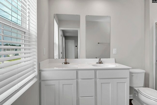 Building Photo - 3041 Blue Brook Ln