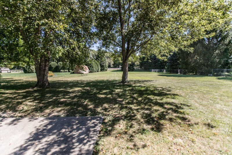 Building Photo - 1102 S Garden Ct