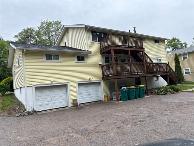 Building Photo - 588 Walpole St