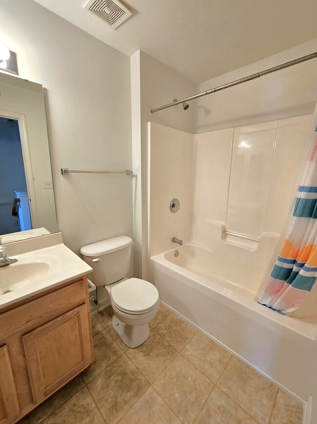 Building Photo - 205 Spring Crossing Cir