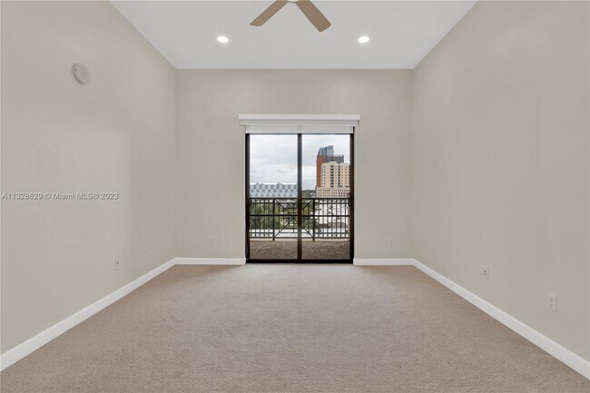 Building Photo - 8390 SW 72nd Ave