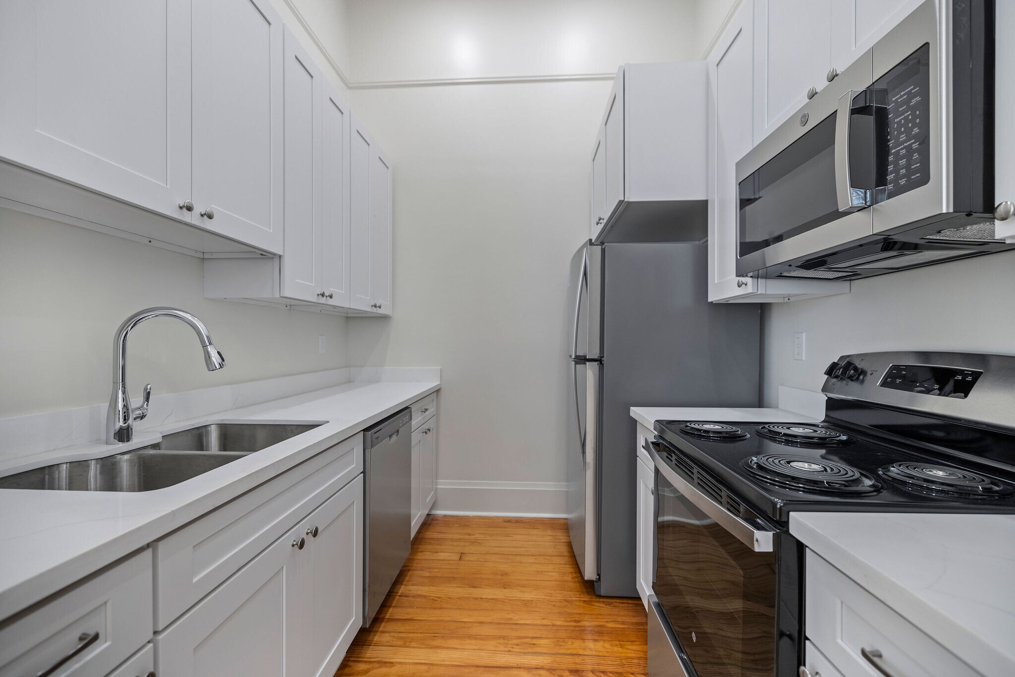 Building Photo - 223 E Thomas St