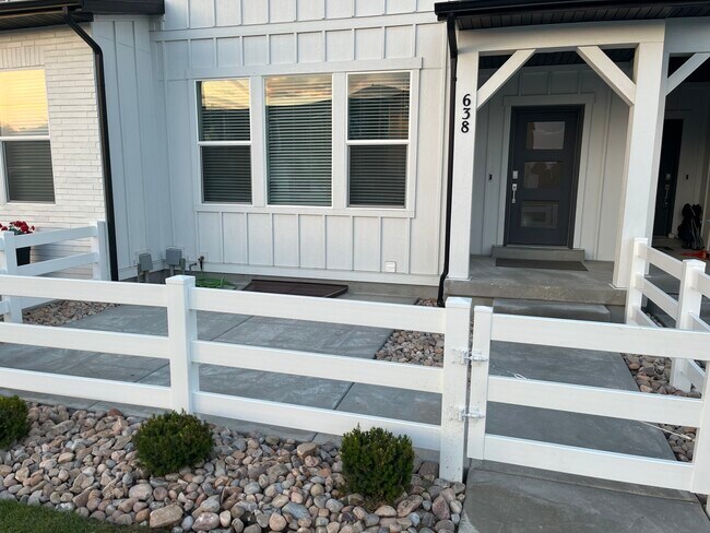 Building Photo - 638 W 1370 S