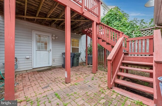 Building Photo - 22918 Regent Terrace