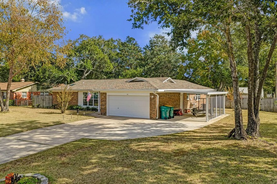 Building Photo - 40 Sharilyn Dr