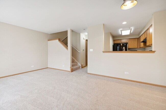 Building Photo - 640 Lincoln Station Dr