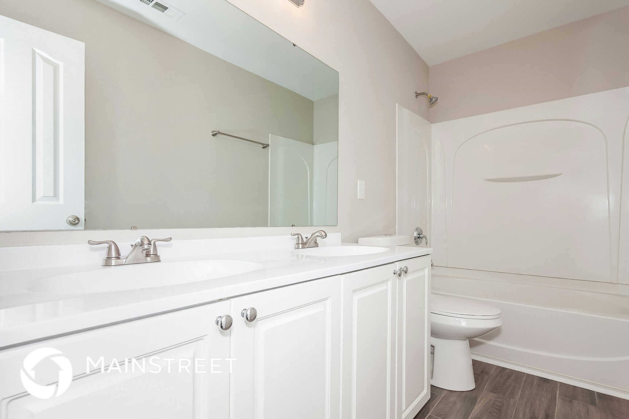 Building Photo - 8529 Emerald Fern Way