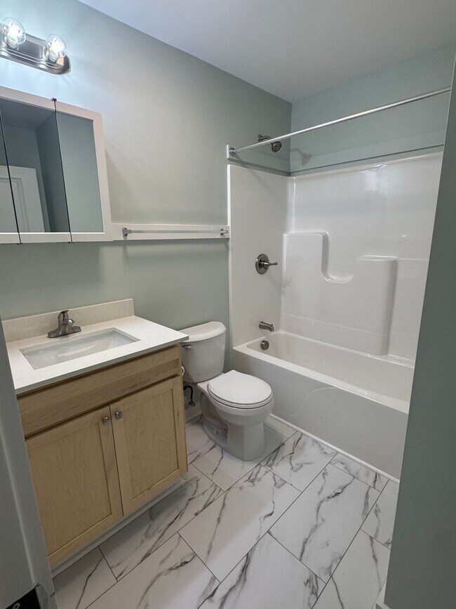 Building Photo - Totally remodeled inside and out.  Two bedroom all brick.