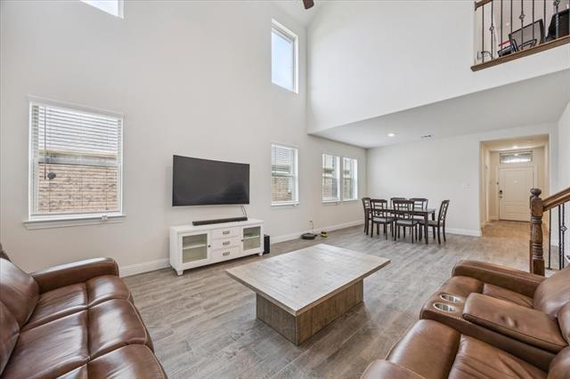 Building Photo - 1620 Elise Ln