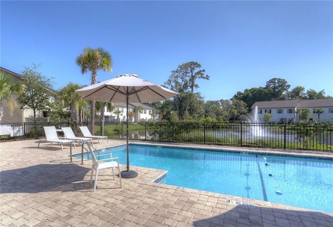 Building Photo - 1501 Reserve Ct